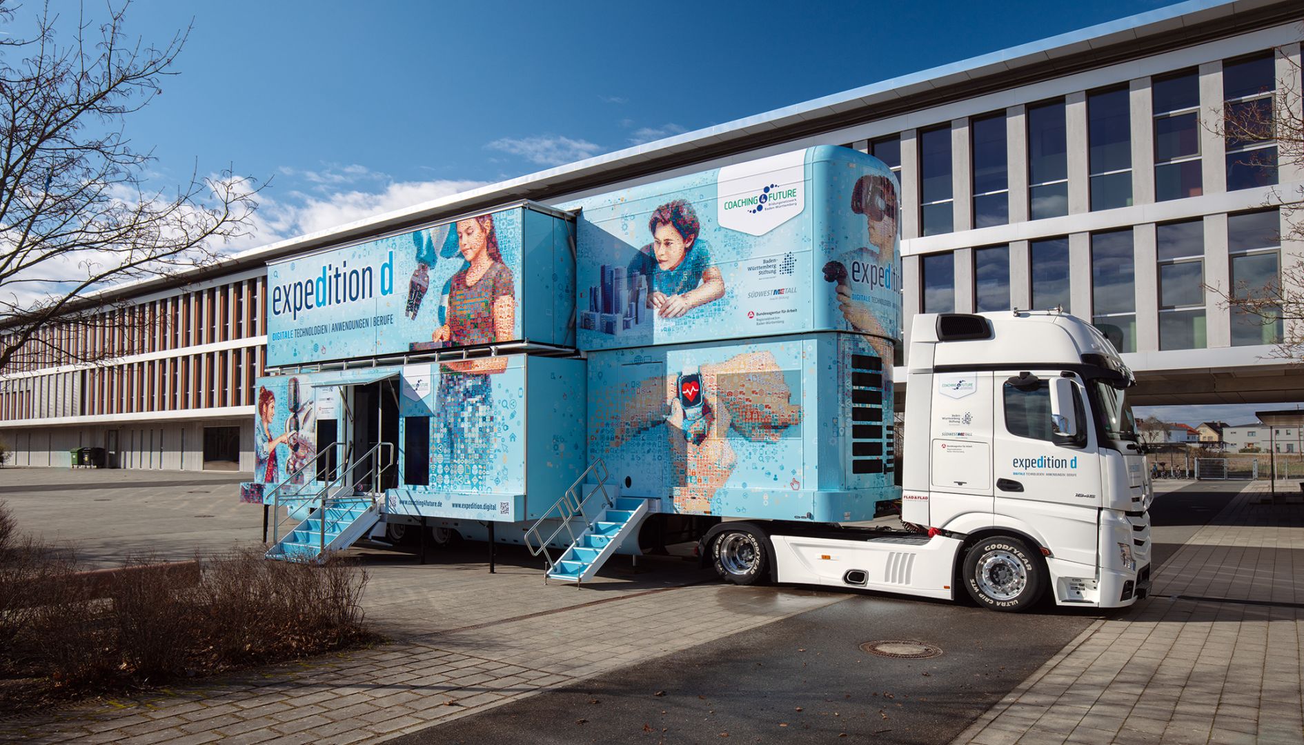 Digital-Truck besucht Gymnasium Remchingen