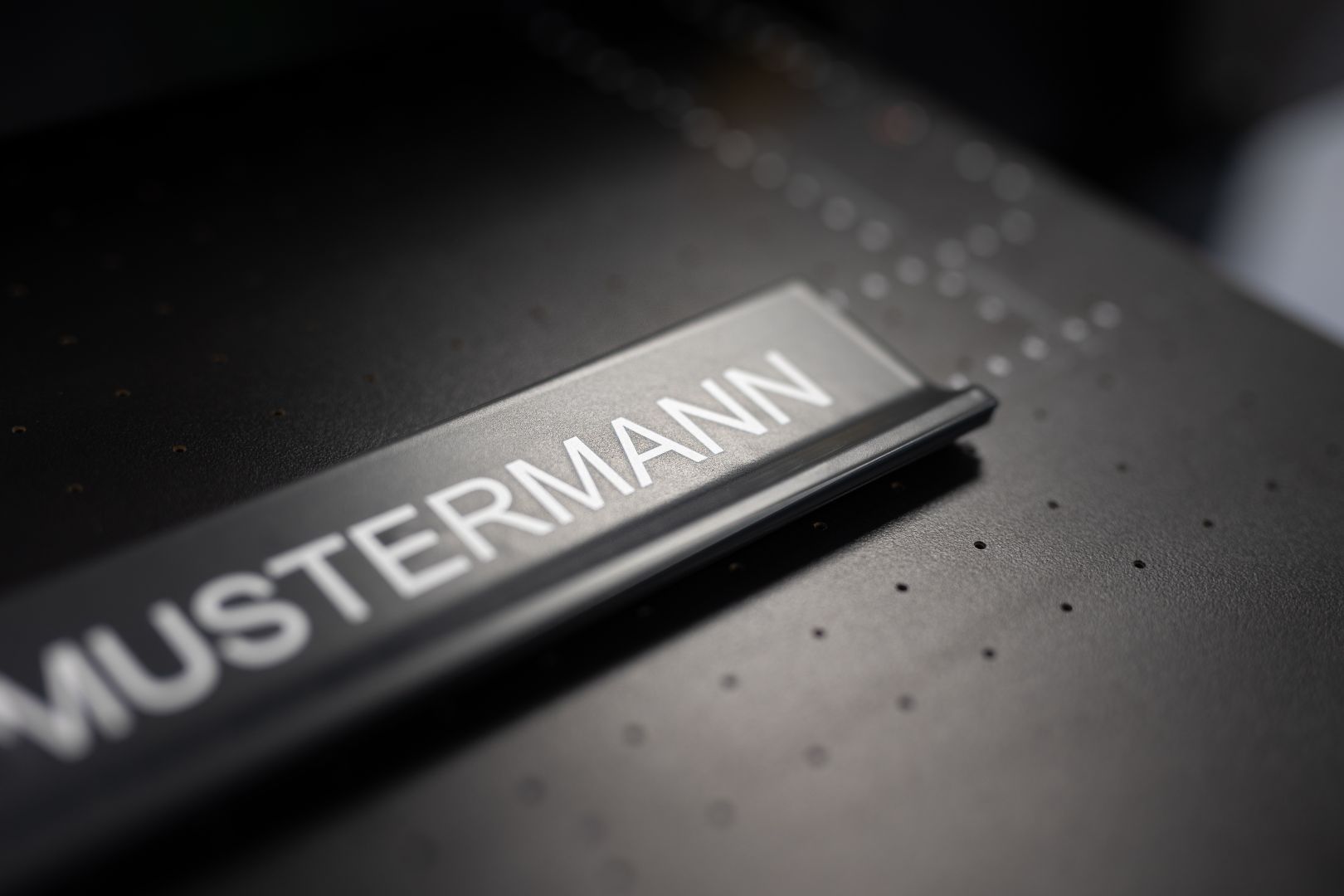 Digitaldruck als neuer Standard für Briefkasten-Beschriftungen | KNOBLOCH