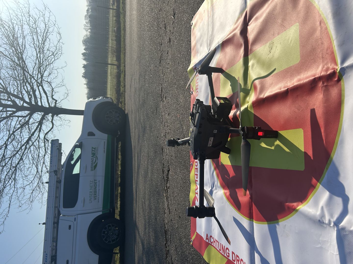 Drohnen im Einsatz für die Energiewende: Effiziente Kontrolle von Stromnetzen