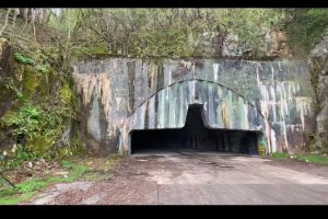 Dunkles Vermächtnis: Machtverhältnisse und ihr Einfluss auf die Landschaft