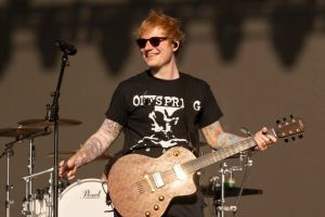 Ed Sheeran hat 'noch eine große Tour' in sich, bevor er sesshaft wird.