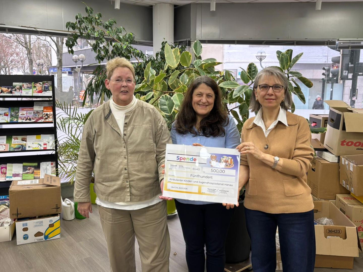 Ein Baum voller Wünsche für die Hoffnung