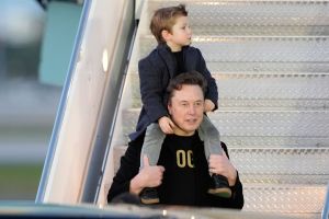 Elon Musk mit Sohn X