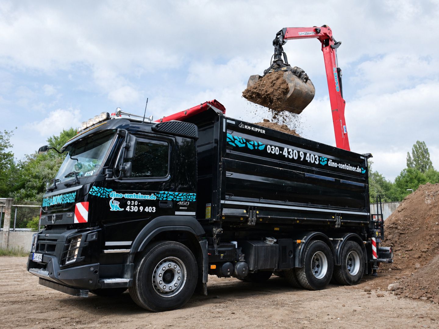 Erdaushub zum Start der Bau- und Gartensaison