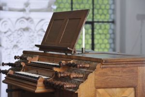 Eröffnung der Irseer Orgelvespern 2026 am 25. April mit Roland Götz aus Augsburg