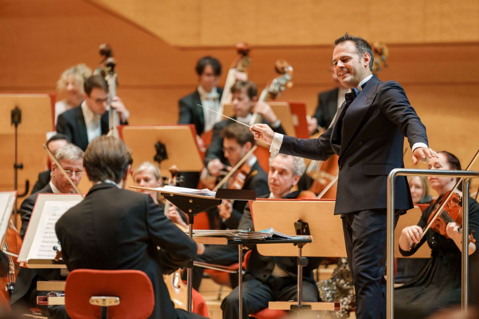 Essener Philharmoniker: Konzertprogramm 2026/2027 mit Beethovens Neunter und Bachs Weihnachtsoratorium