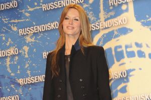 Esther Schweins