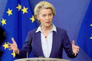 EU vor Ultimatum im Handelsstreit mit den USA – zwischen Nachgeben und Gegenmaßnahmen