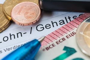 EU zwingt Firmen zu mehr Lohntransparenz