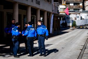 Explosion bei Silvesterparty in Skiort in der Schweiz