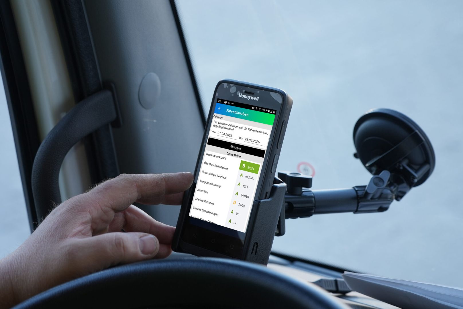 Fahrstil im Blick: Neue Funktion in der Telematik-App pLG Drive geht live