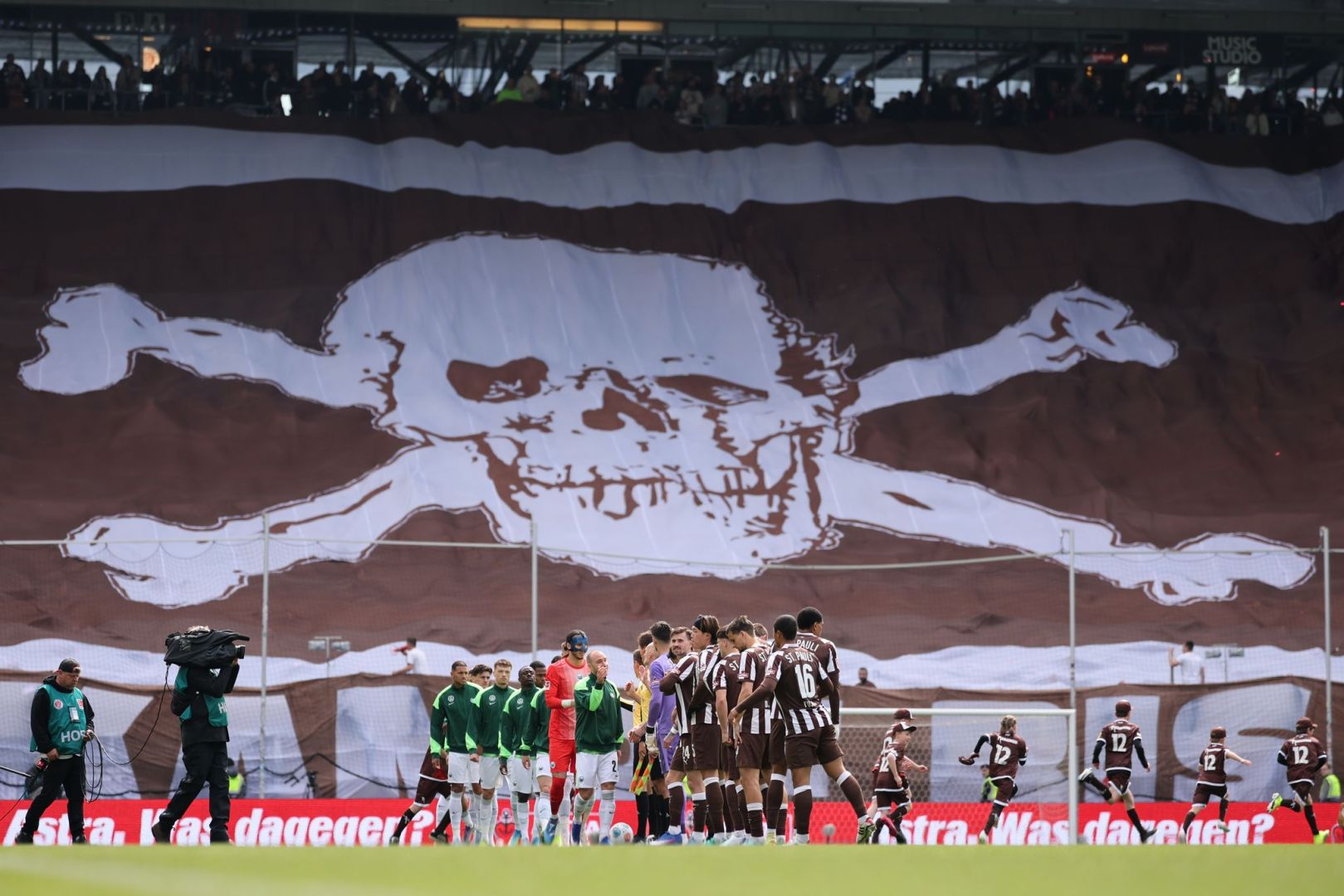 FC St. Pauli - VfL Wolfsburg