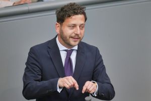 Felix Banaszak am 23.04.2026