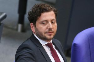 Felix Banaszak am 25.03.2025