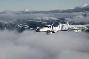 Fliegendes Testlabor für klimafreundliche Luftfahrt: TU Dresden weiht Forschungsflugzeug ein
