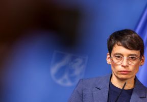 Flüchtlingsministerin Paul tritt zurück