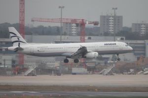 Flugzeug der Aegean Airlines (Archiv)