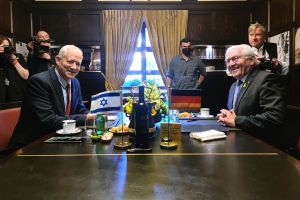 Frank-Walter Steinmeier und Benny Gantz am 14.05.2025