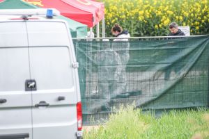 Frauenleiche in Auto entdeckt
