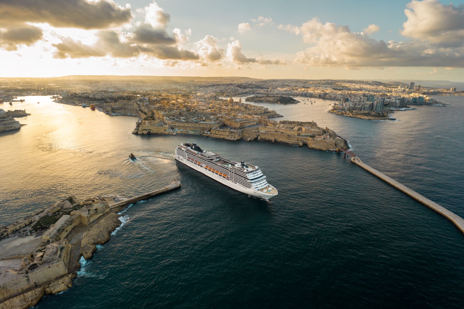 Frisch umgebaute MSC Magnifica verlässt Trockendock in Malta und startet in ihre Mittelmeer-Wintersaison