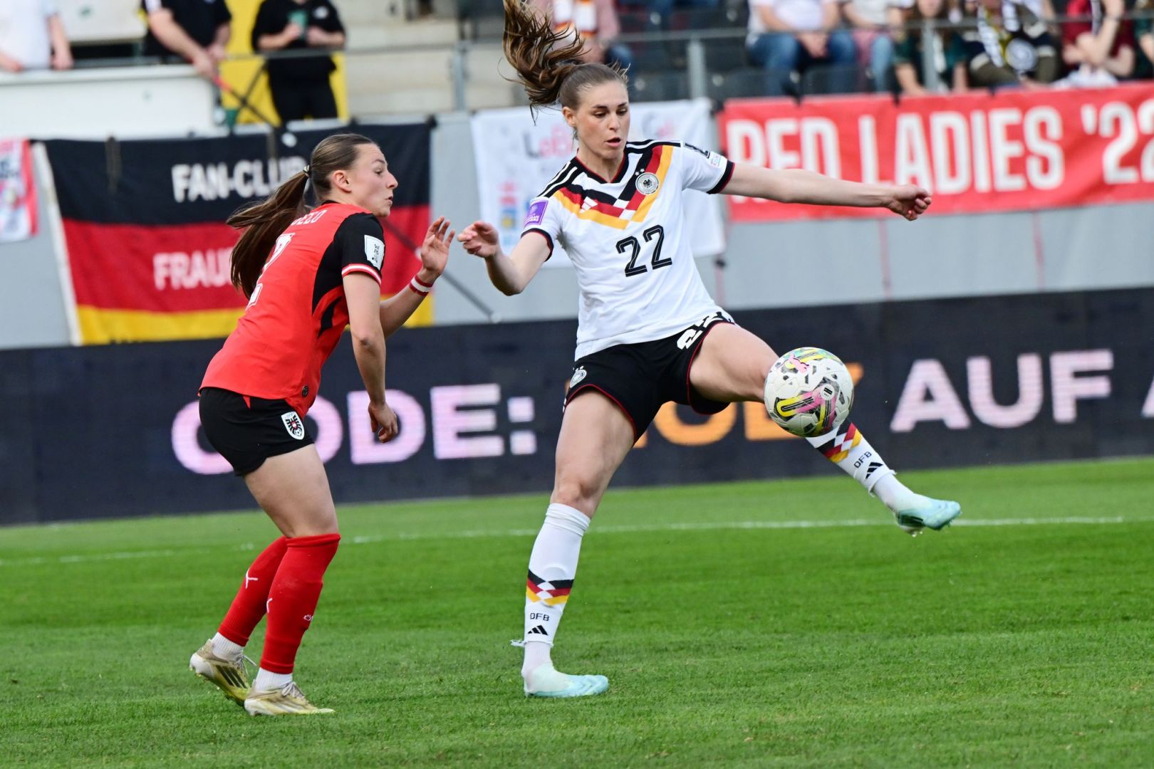 Fußball - Frauen - Österreich - Deutschland