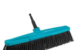 Gardena CombiSystem Straßenbesen für 16,99€
