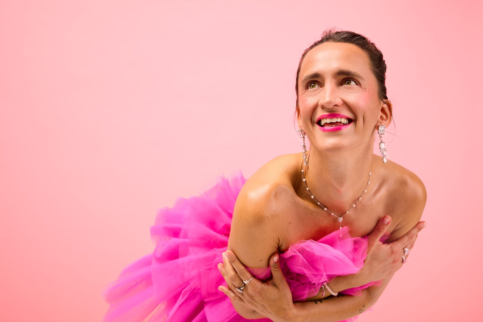 Gazelle auf Live-Tour: “Comedy Perle” – Die erste Stand-Up-Show der Social-Media-Ikone