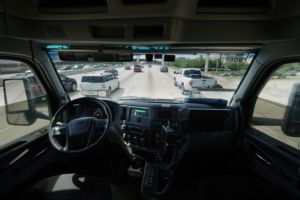 Geister-Lkw auf der Interstate 45: Erstmals ist die Fahrerkabine menschenleer