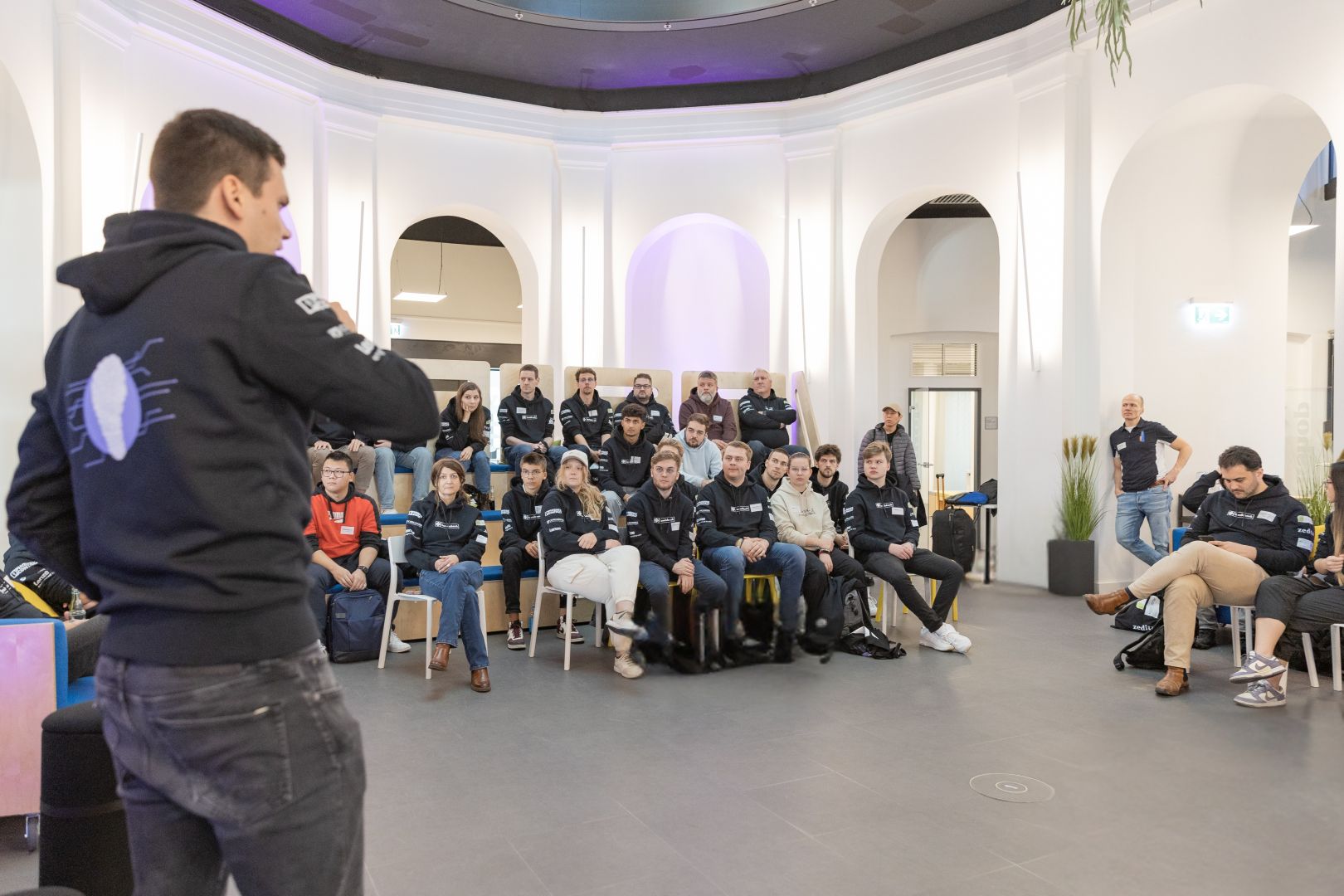 Gemeinsam smarter – mit (künstlicher) Intelligenz: HAMELNHACK 2025 startet im November