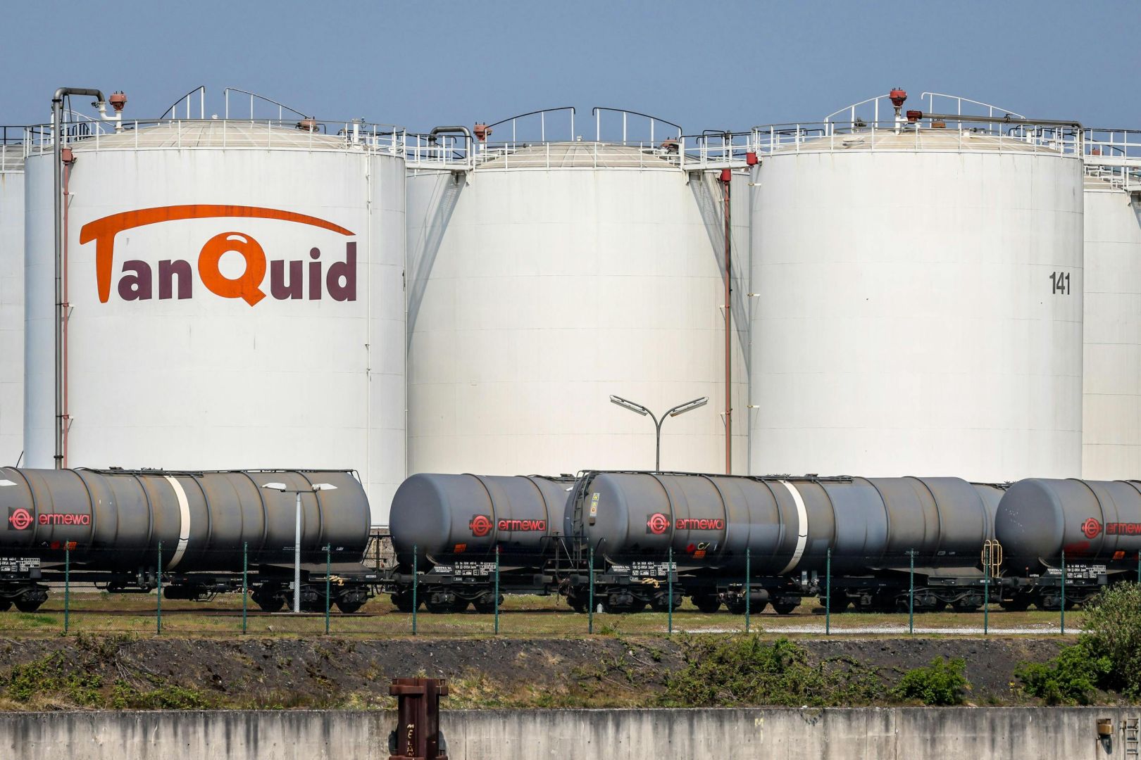 Geopolitik im Tanklager: Trump-Vertrauter übernimmt strategische Teile der deutschen Energieinfrastruktur