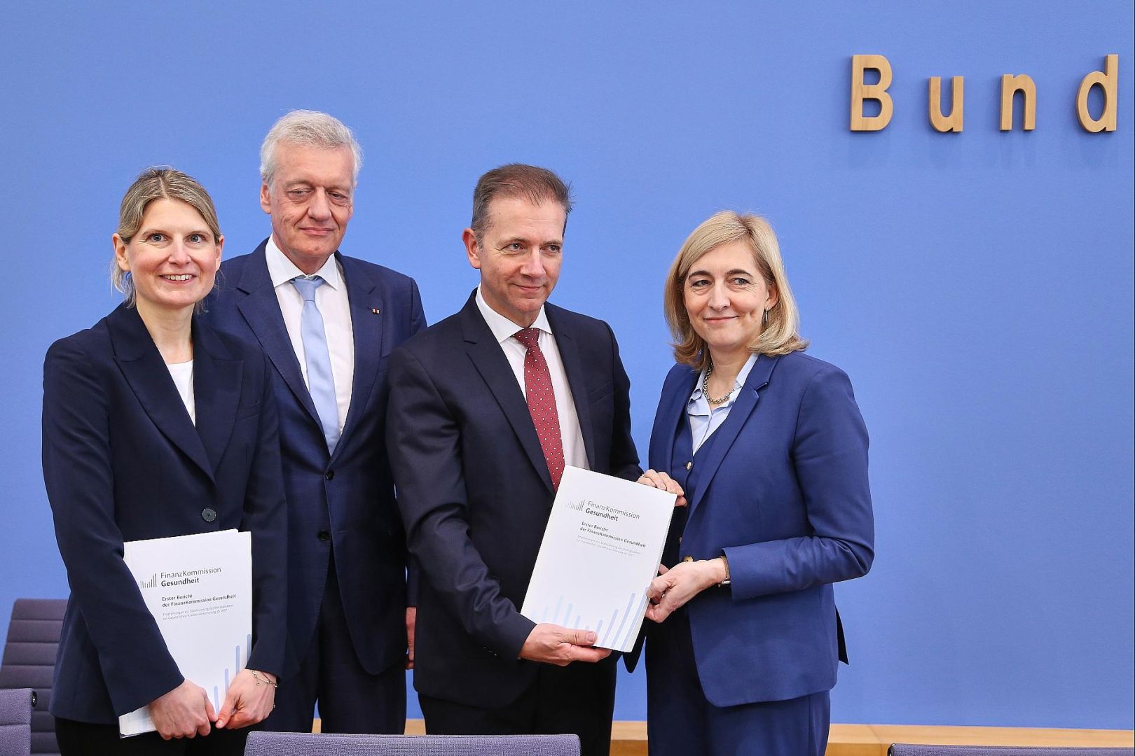 Gesundheits-Kommission legt Vorschläge vor am 30.03.2026