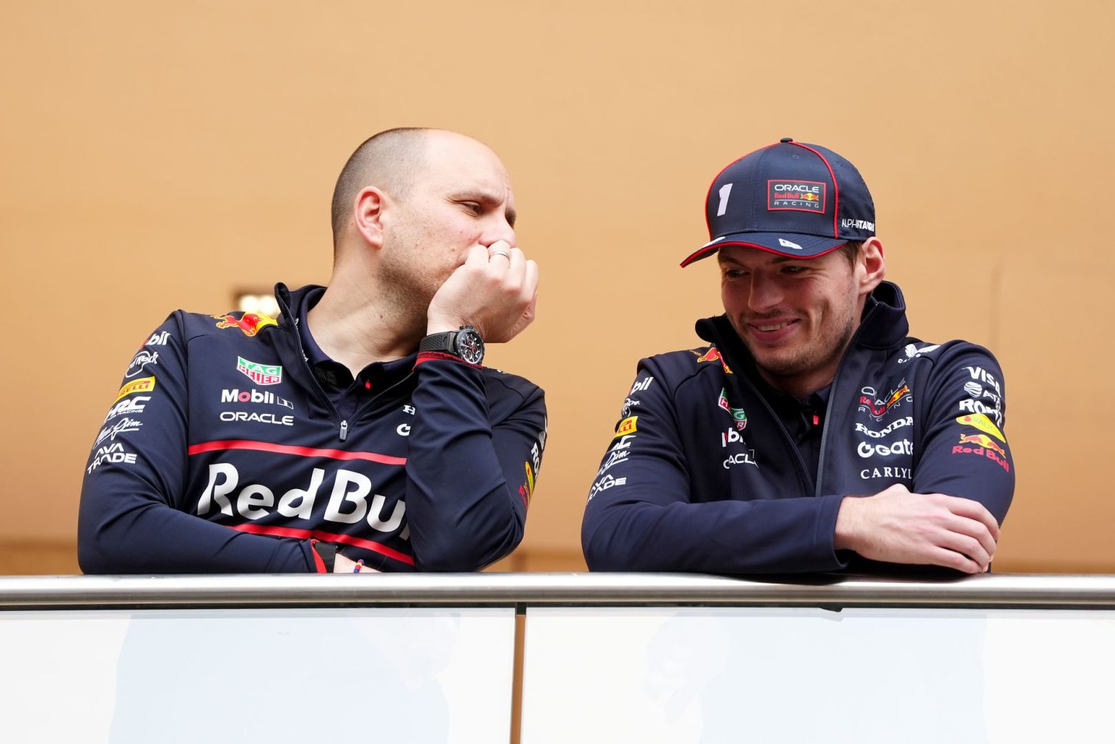 Gianpiero Lambiase (l) und Max Verstappen