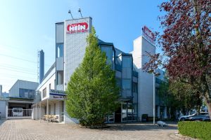 Goldschmaus-Gruppe steigt bei Hein ein