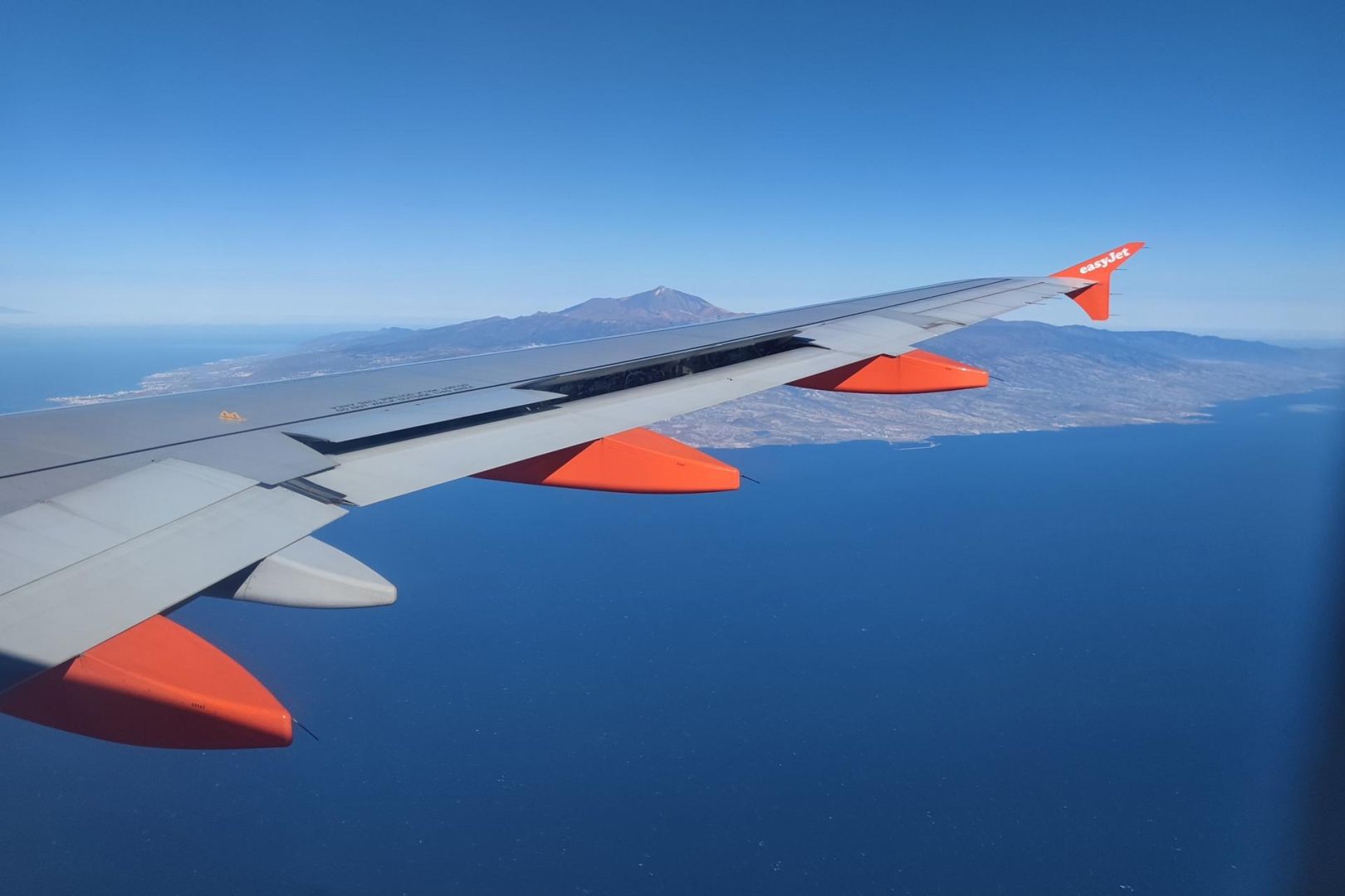 Gran Canaria aus einem Easyjet-Flugzeug aus gesehen (Archiv)