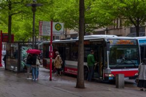 Hamburger Verkehrsbetriebe schaffen nun doch neue Busse mit Verbrenner an