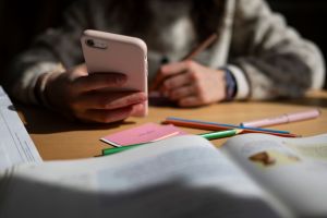 Handynutzung bei Kindern