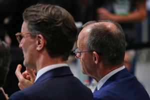Hendrik Wüst und Friedrich Merz (Archiv)