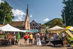 Herrenalber Kunsthandwerkermarkt am Pfingstwochenende