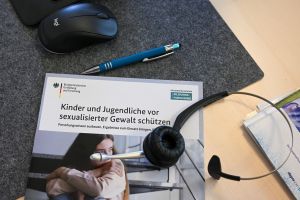 Hilfe-Telefon Sexueller Missbrauch