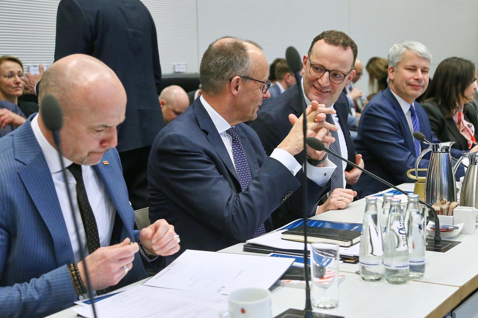 Hoffmann, Merz, Spahn und Bilger am 27.01.2026
