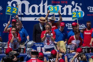 Hotdog-Wettessen in New York