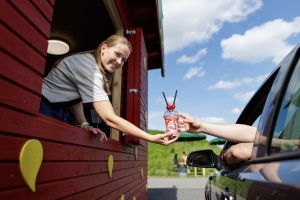 Hype um Erdbeer-Drive-In in Niedersachsen