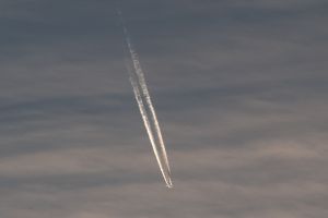 In Indonesien wird ein Flugzeug vermisst