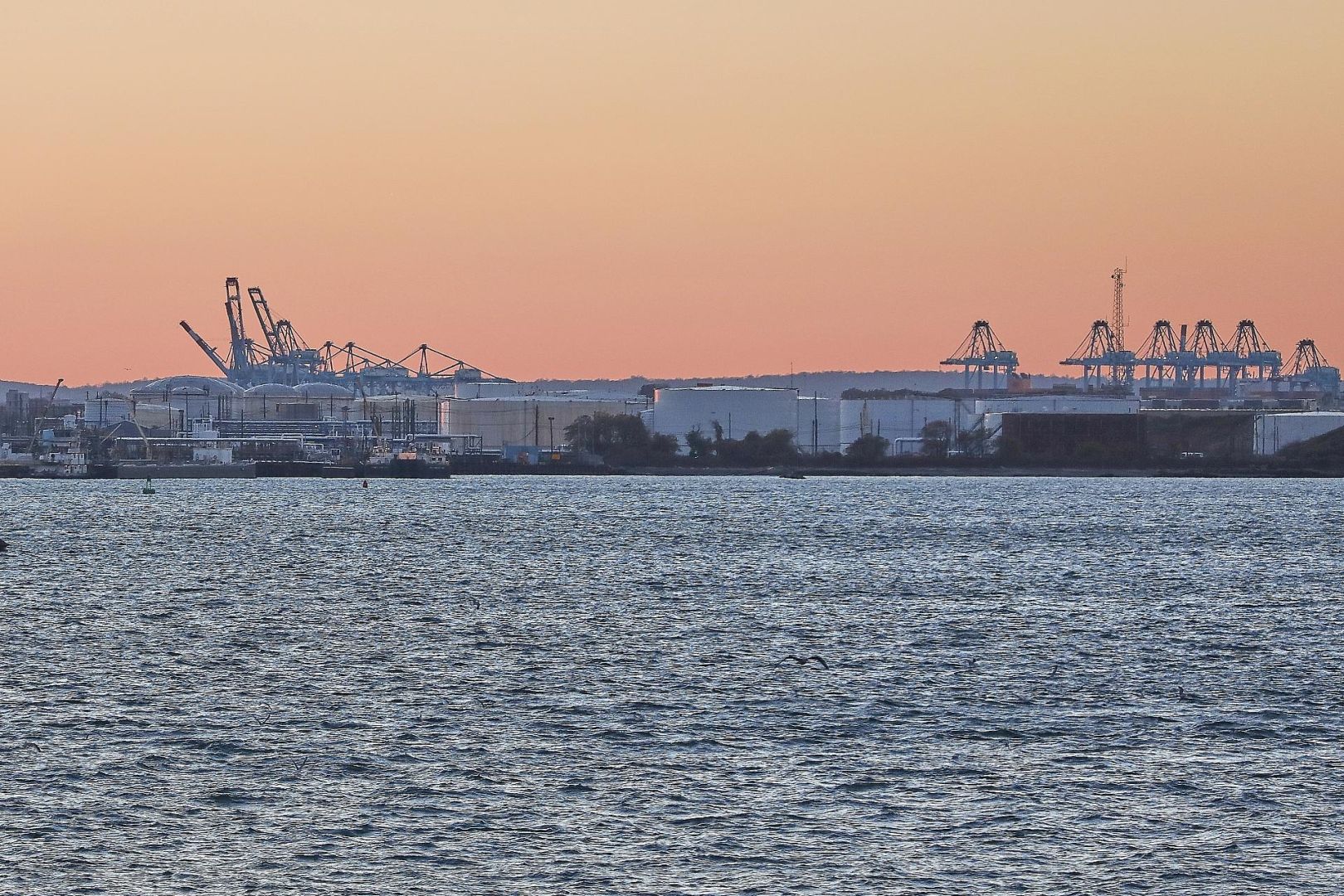 Industrieanlagen (Archiv)