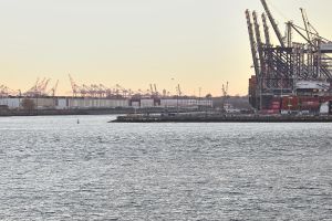 Industrieanlagen (Archiv)