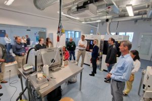 Inkognito-Besuch bei Kumovis (3D Systems): Exklusive Einblicke in den PEEK‑3D-Druck mit EXT 220 MED