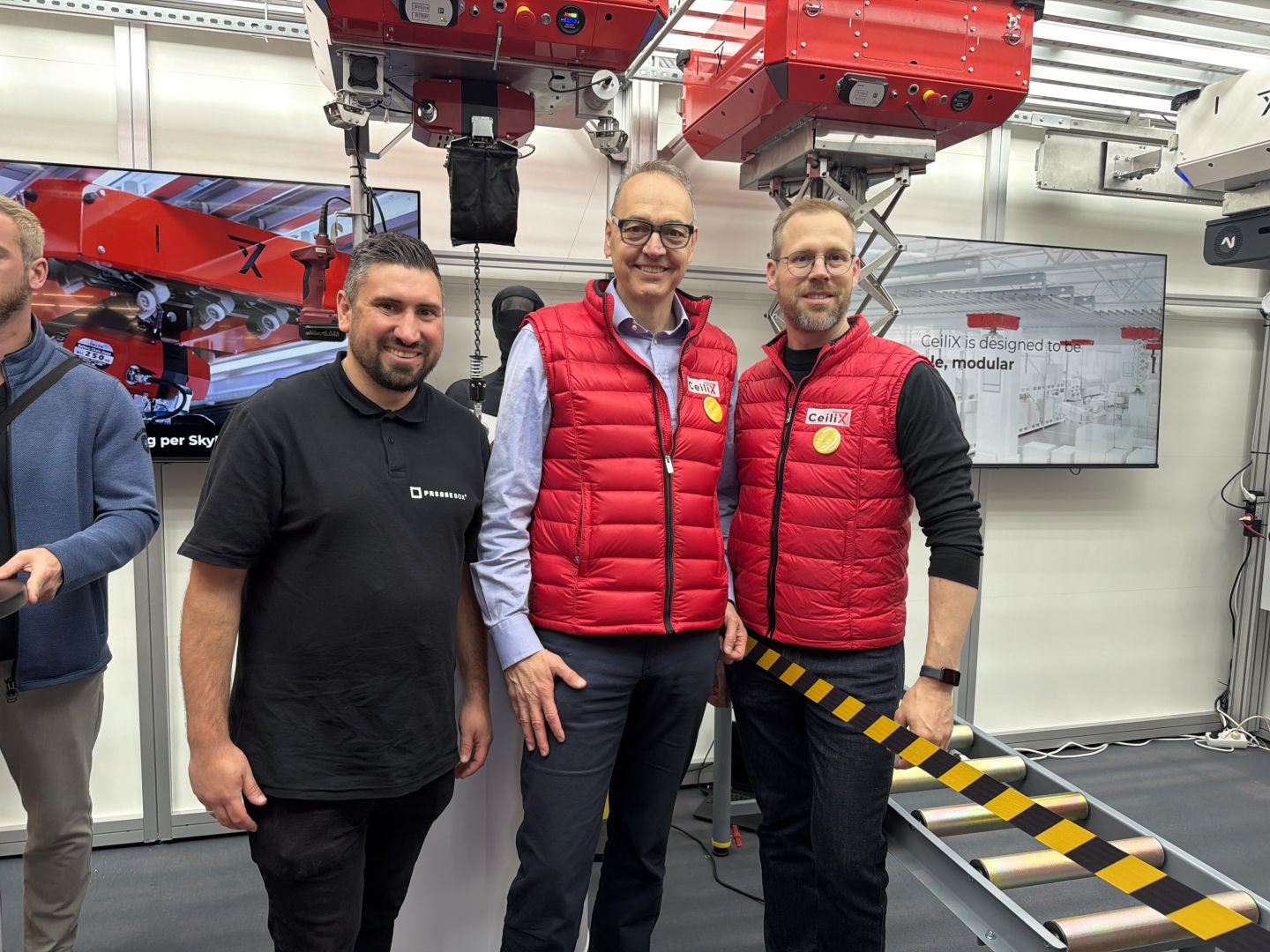 Insights zur LogiMAT 2026: CeiliX SkyBot revolutioniert Materialbewegung durch ungenutzten Deckenraum und gewinnt den BEST PRODUCT Award