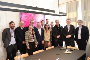 Intensive Diskussionen über die Künstliche Intelligenz von morgen