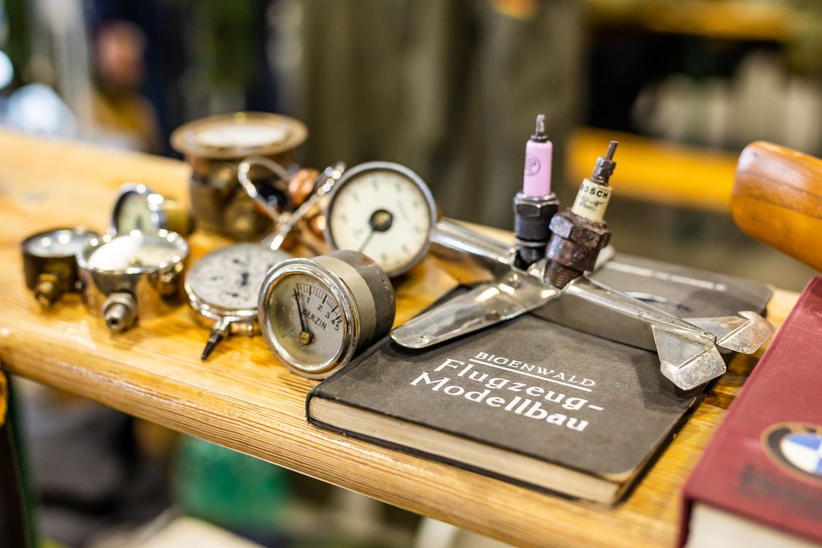 Internationale Flugzeugteile-Börse