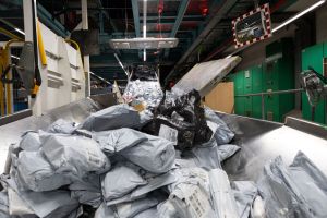 Internationales Postzentrum (IPZ) am Frankfurter Flughafen